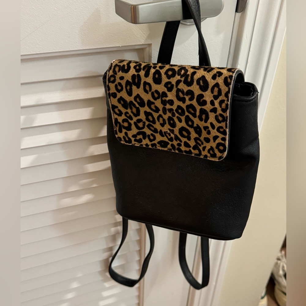 Brandy Melville mini backpack